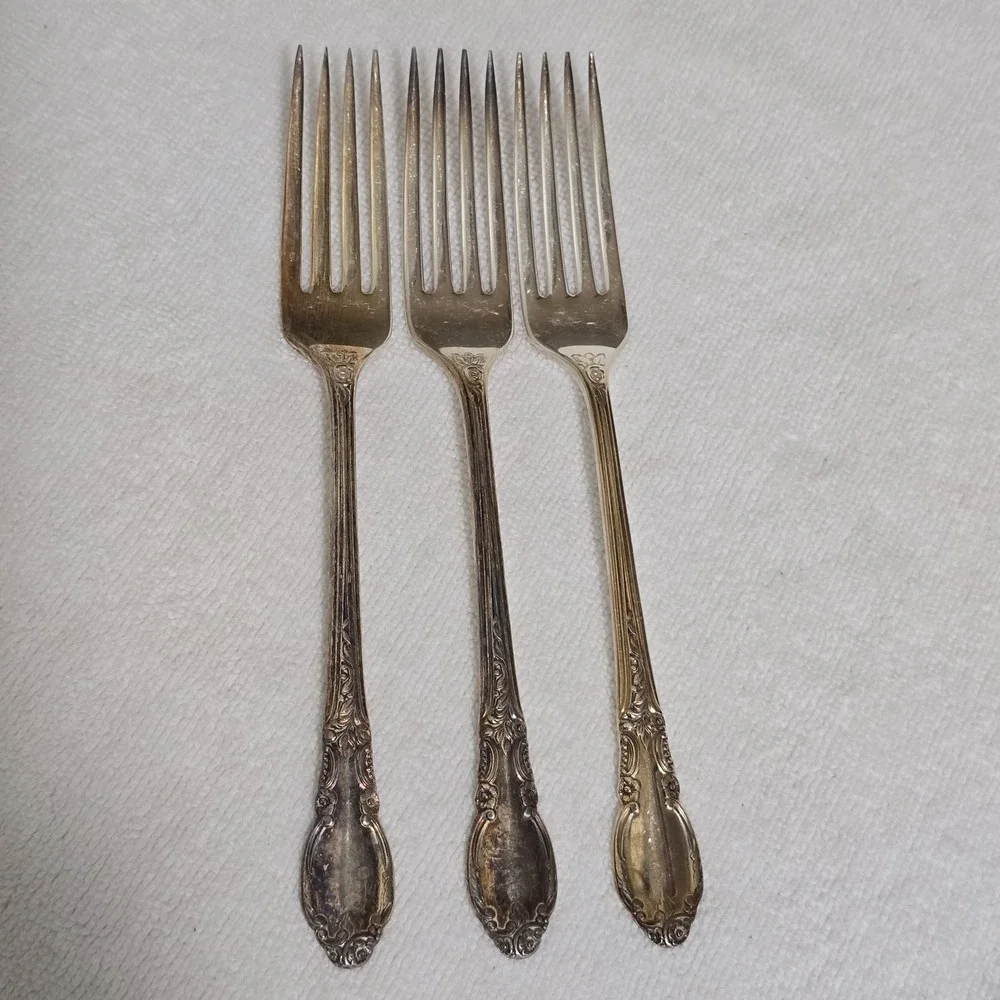 Oneida 1881 Rogers Enchantment Serving Utensils Silver Plate LondonTown 13 Pcs